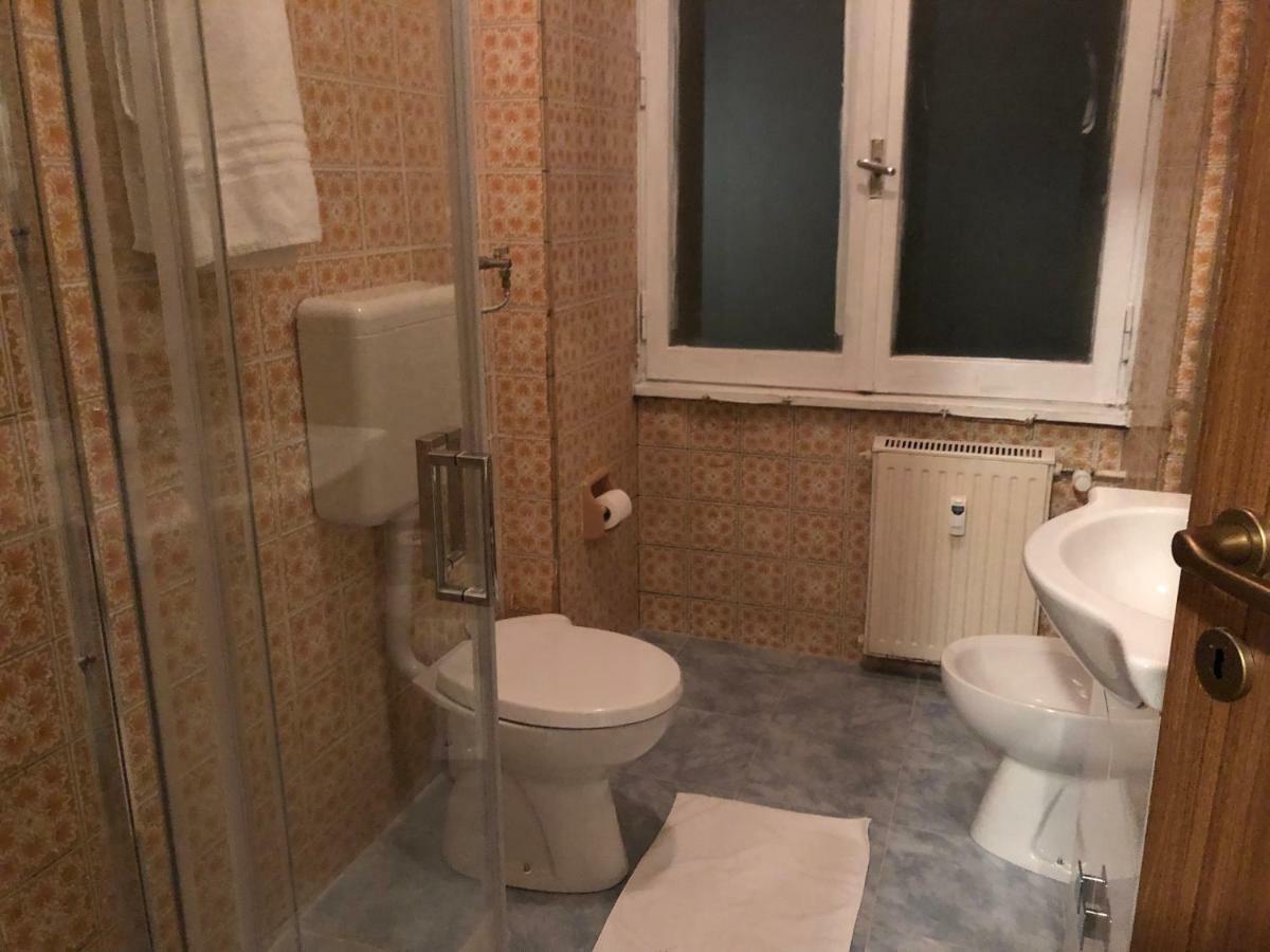 Venice Night 25 Hotel Местре Екстериор снимка